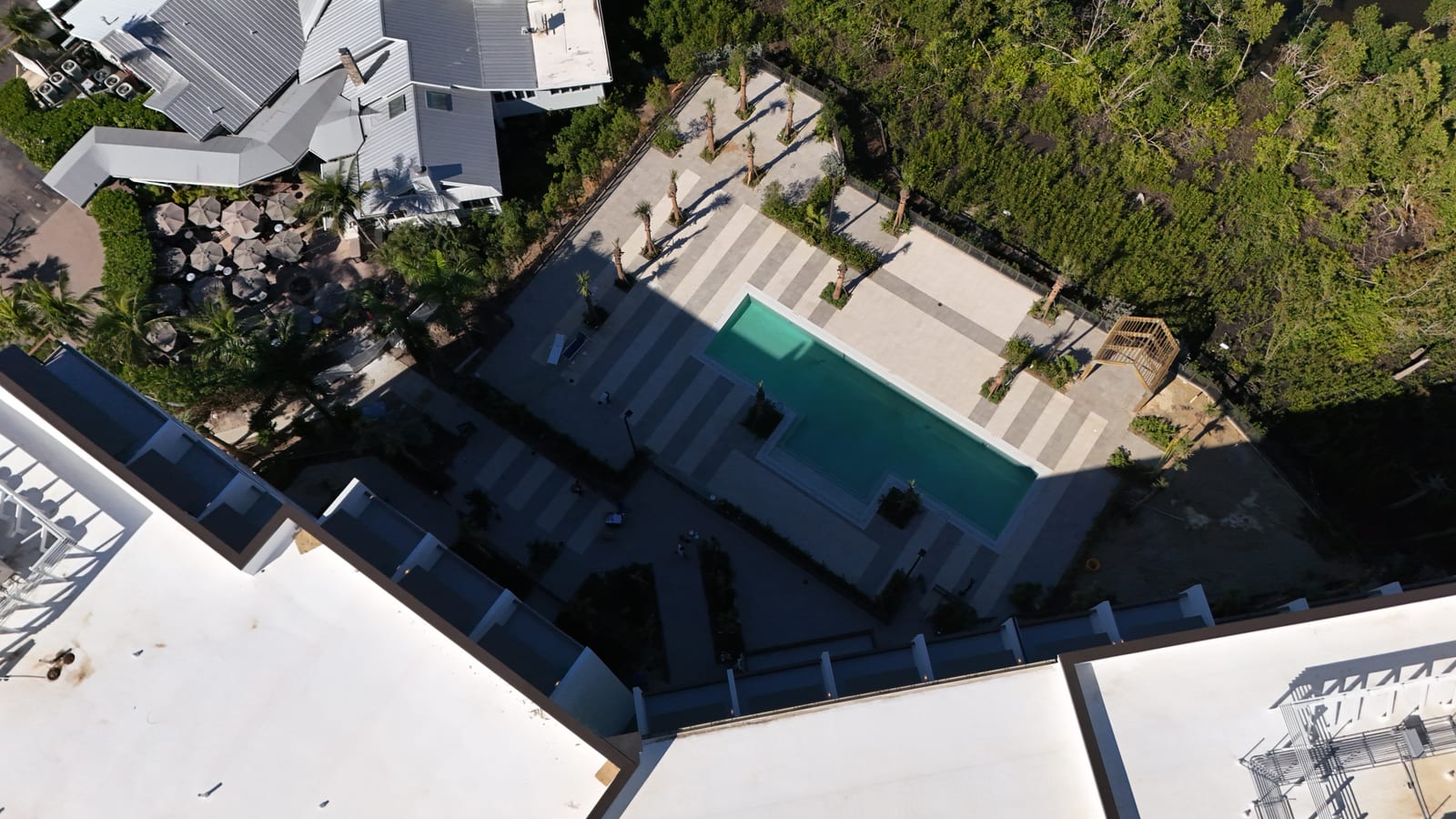 Aerial view of the Perry Hotel Naples pool deck